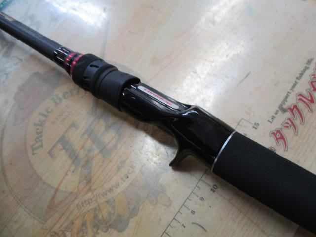 デストロイヤー F10-76XBJ(ブラックジャングル)ECSリールシート