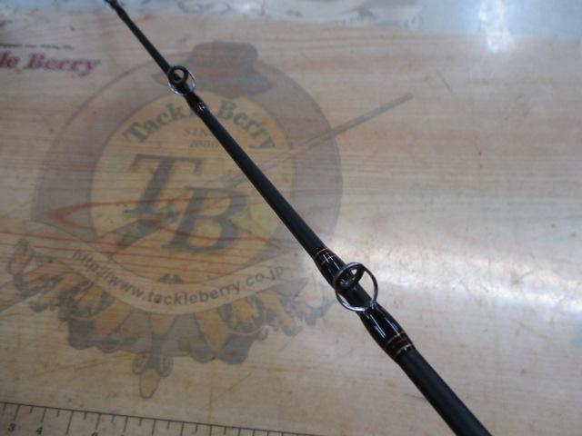 デストロイヤー F10-76XBJ(ブラックジャングル)ECSリールシート