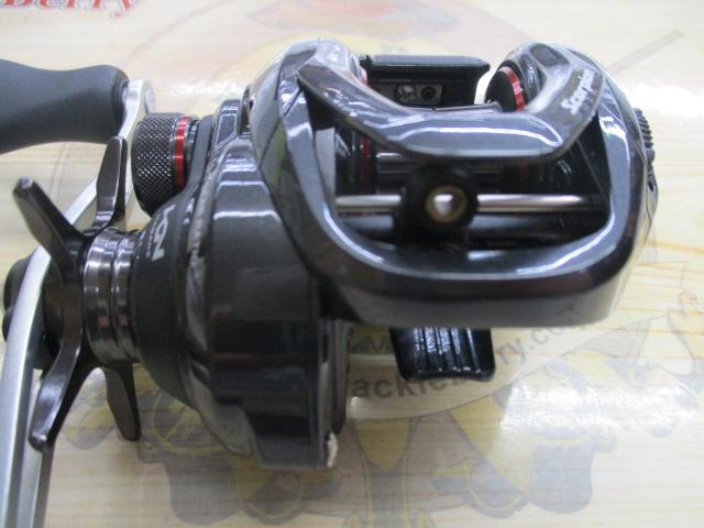 16スコーピオン 70