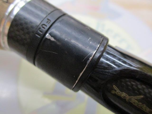 デストロイヤー F4-66GT3(トマホーク08SETTING)ショートフォアグリップ ブラックシートフード