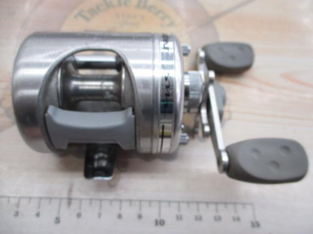 SM3600C シルバー(ambassadeurロゴリムステッカー)