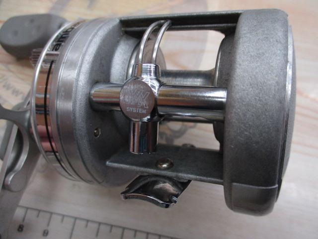 SM3600C シルバー(ambassadeurロゴリムステッカー)