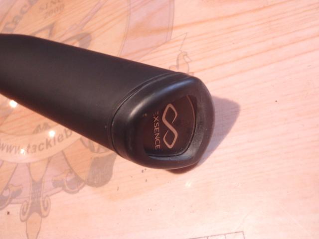 エクスセンスインフィニティ B806MR