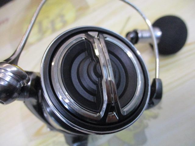 24ツインパワー C3000MHG