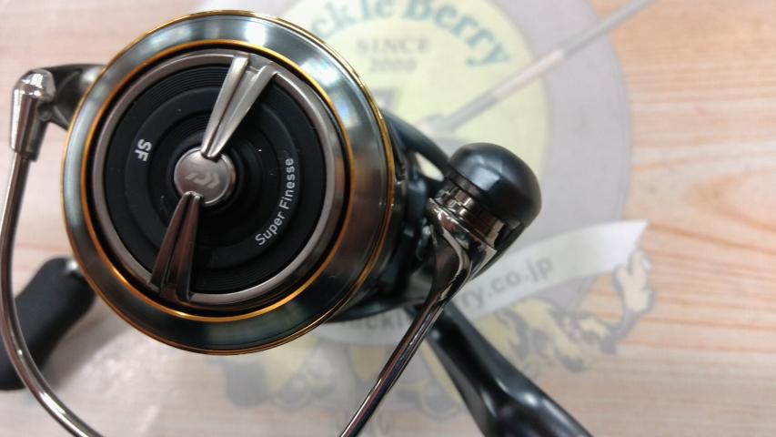 23エアリティ SF2000SS-P