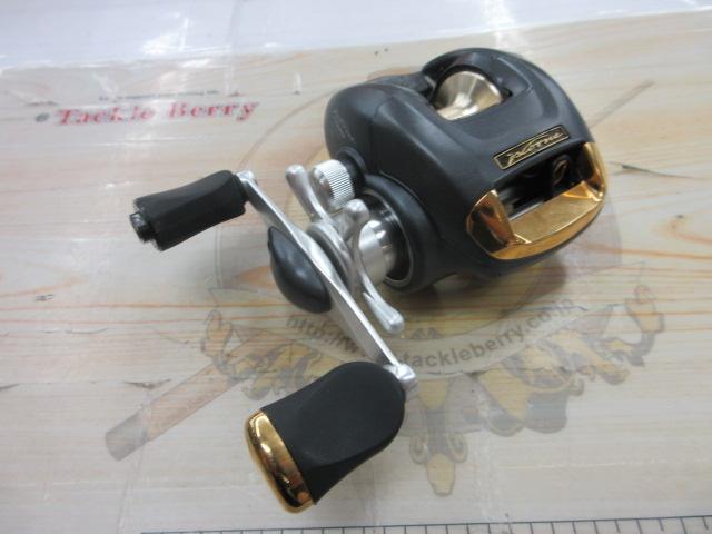 イクシオーネF300RM 