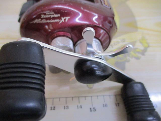 メタニウムXT RH(赤)