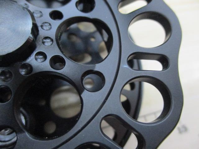 インヴィクタクロダイMBリミテッド85