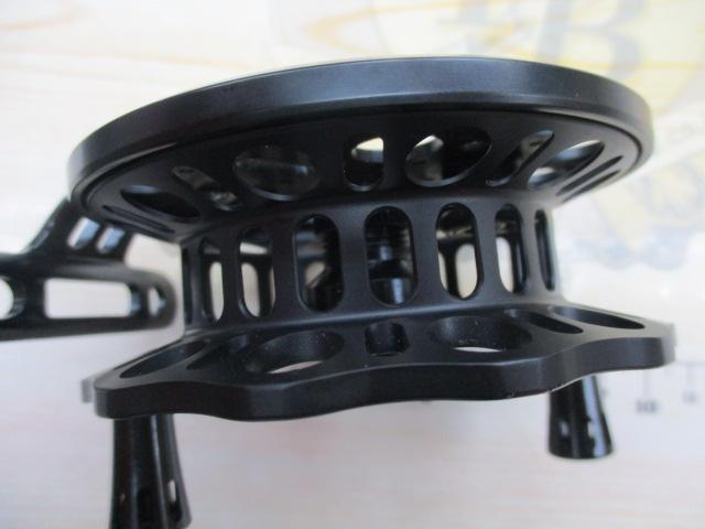 インヴィクタクロダイMBリミテッド85