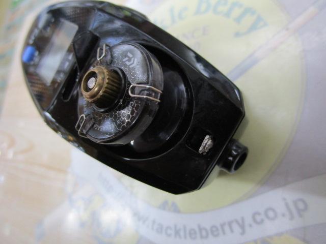 クリスティア ワカサギCRTR電動リール ソリッドブラック/ブルーグラデーション