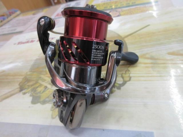 16ストラディックCI4+ 2500S