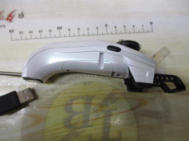 クリスティア ワカサギAIR電動リール パールホワイト