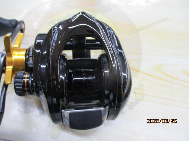 グラビアス2023 7.3:1LH ゴールド