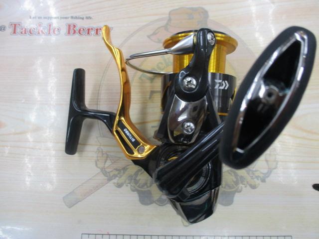 19ラグザス 2500LBD