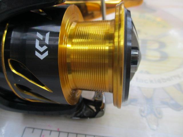 19ラグザス 2500LBD