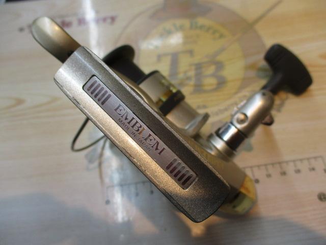 エンブレムS 2500LBA