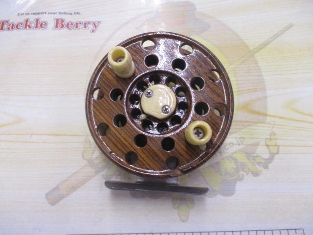 重利作ヘチリール