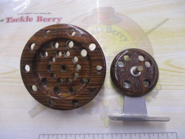 重利作ヘチリール