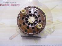 重利作ヘチリール