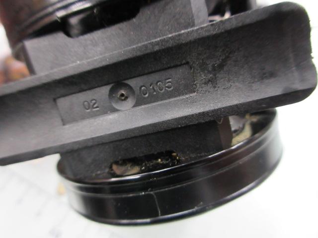 ロイヤルエクスプレス(左)