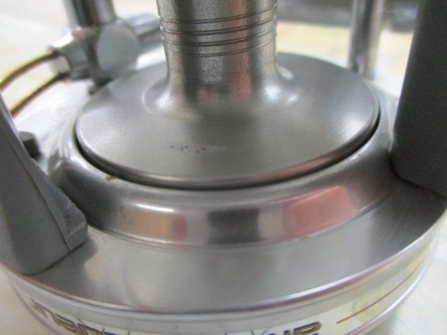 4600C3 シルバー/ゴールドクレスト