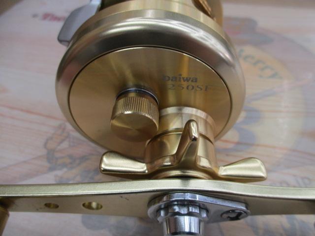 ミリオネアCV-Z 250SF