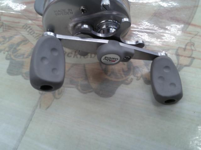 4600C3 シルバー/ゴールドクレスト