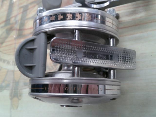 4600C3 シルバー/ゴールドクレスト