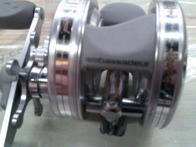 4600C3 シルバー/ゴールドクレスト