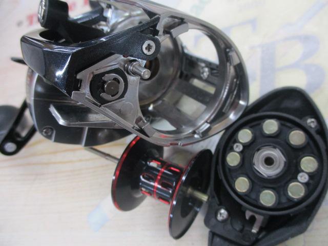 グラビアス1st 8.1:1RH レッド