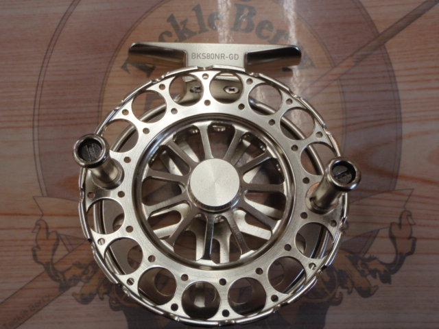 BKS80NRバトルフィールド黒鯛SG/GD3号100M糸ナシ