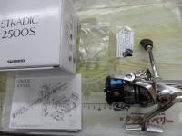 19ストラディック 2500S