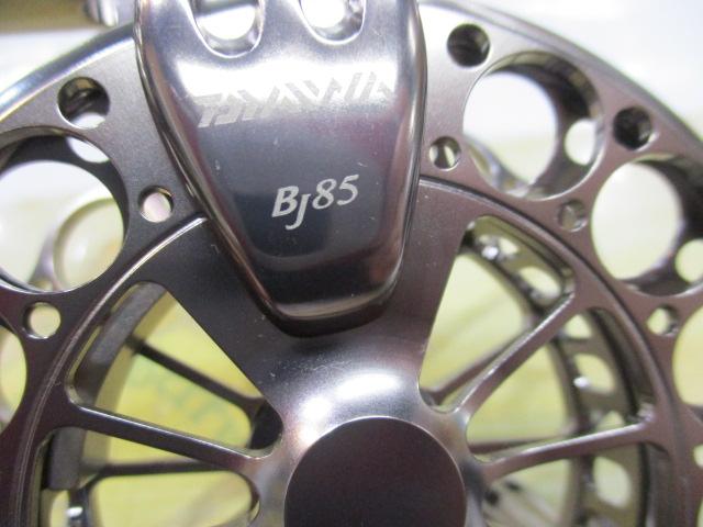 11BJ85
