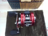 4600C クラシック レッド