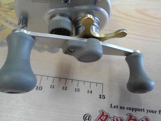 UC4600C シルバー