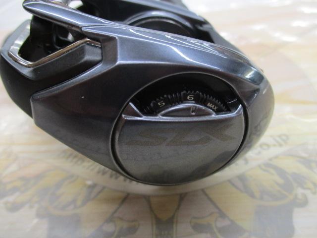 24SLX 70XG