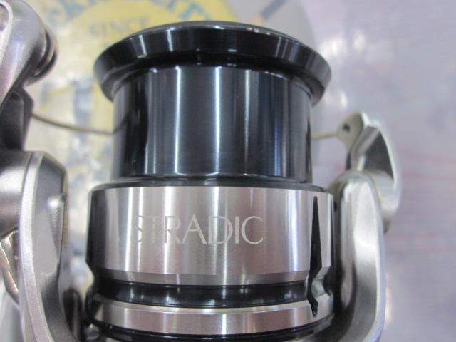 19ストラディック 2500S