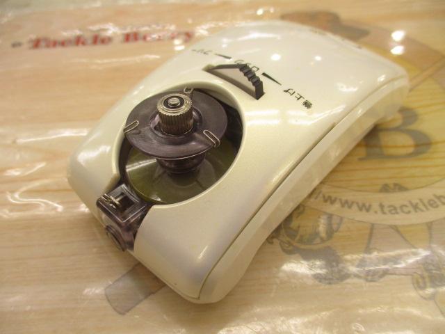 クリスティア ワカサギMR電動リール ホワイト