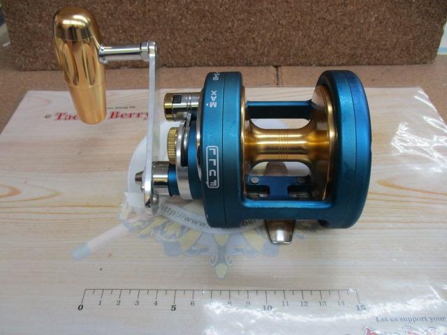 ティカチーム ST16 ブルー｜＠ベリーネット 日本最大新品中古釣具WEB