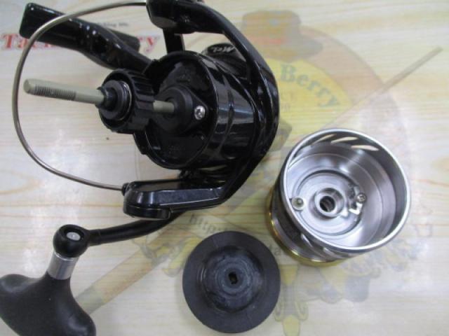 17サステイン C3000HG｜＠ベリーネット 日本最大新品中古釣具WEBショップ