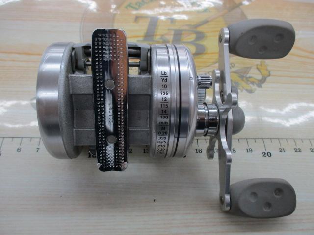 SM3600C シルバー(ambassadeurロゴリムステッカー)