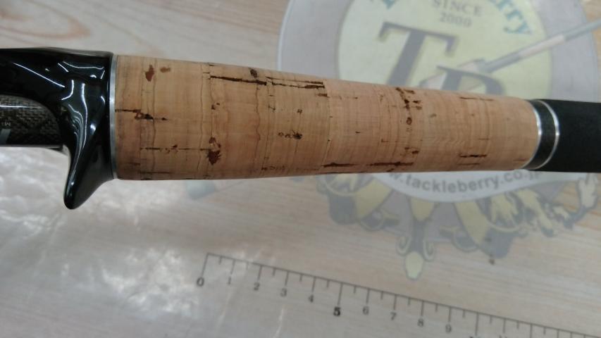 オロチXXX(カイザ) F4・1/2-68KG VENOM