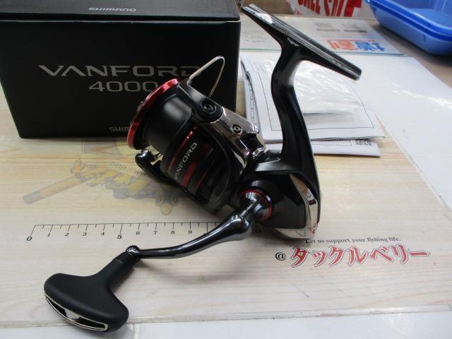 美品‼️ 20ヴァンフォード4000 20 釣りクラウド | 4000MHGのスペック ヴァンフォード リール