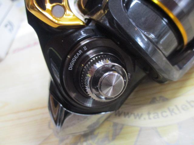 19ラグザス 2500H-LBD