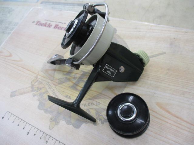 カーディナル 33(逆さシリアル)