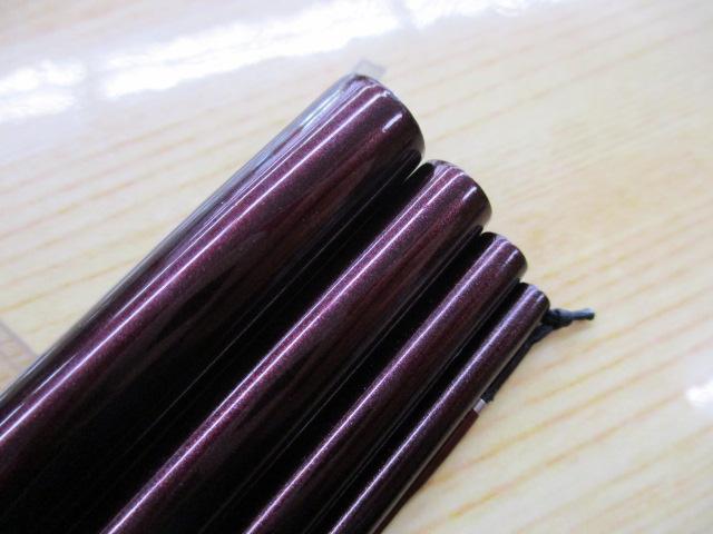 紅月 15
