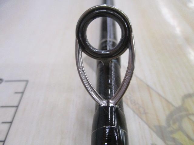 エクスセンス B804ML/RS