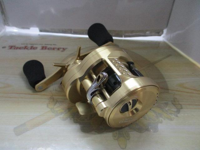 中古美品 シマノ 21 カルカッタ コンクエスト 100HG シマノ カルカッタ コンクエスト HG 100HG 右 (リール) 価格比較