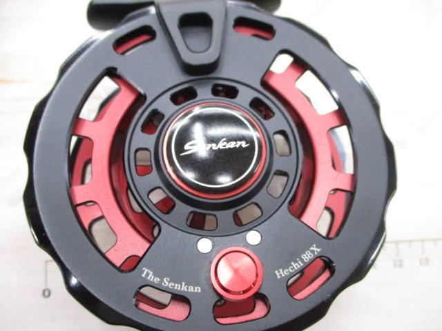 黒鯛師 THEセンカンヘチ 88X S-RB レッド/ブラック