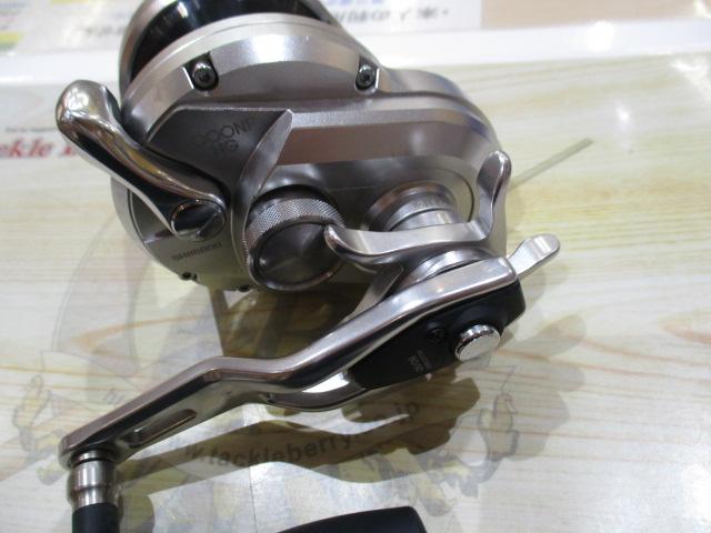 17オシアジガー 2000NRHG｜＠ベリーネット 日本最大新品中古釣具WEB